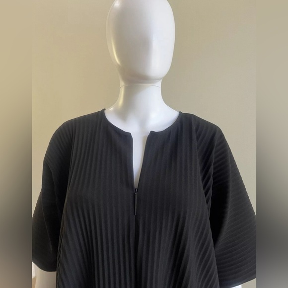 COS Pleated Short Sleeve Top Blouse, Size Medium, Black - Picture 6 of 10